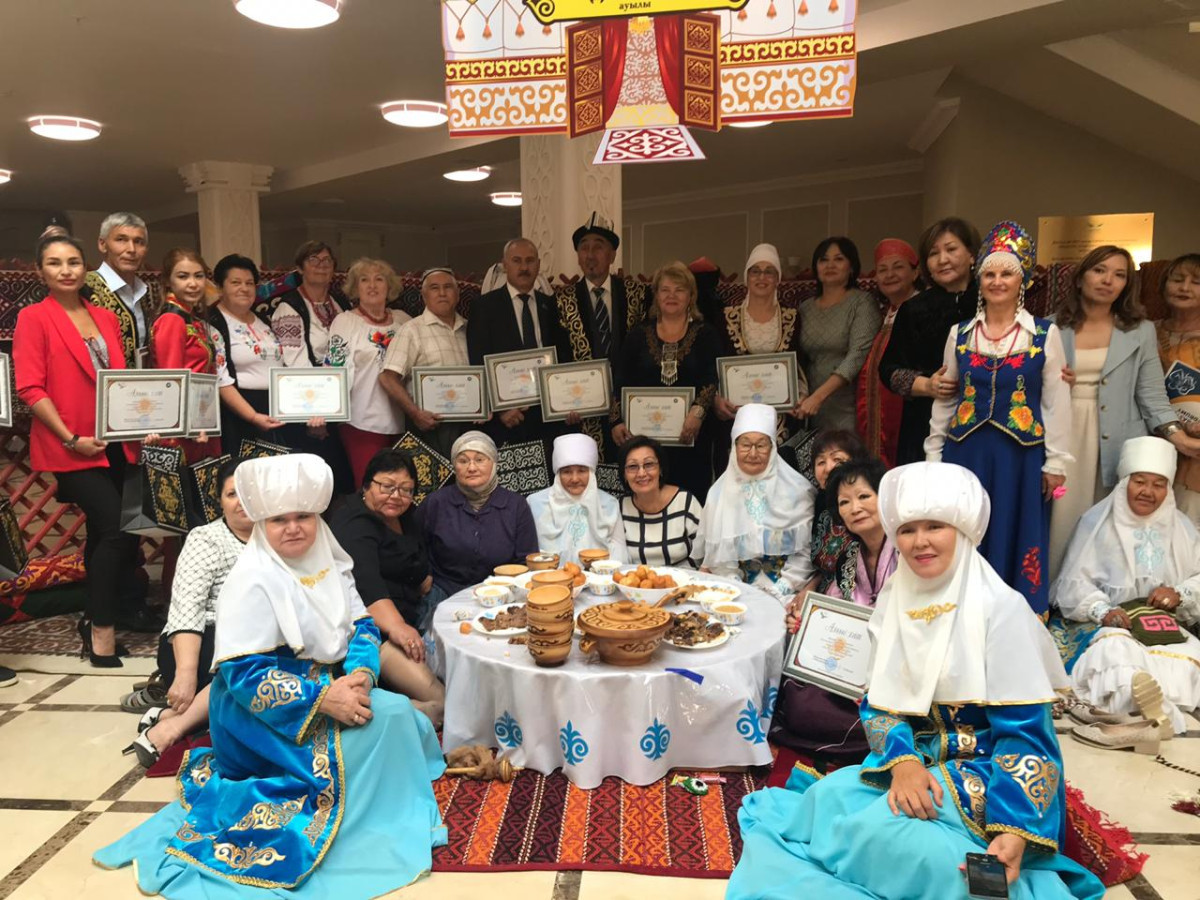 В Актау этнокультурные объединения соревновались в демонстрации традиции казахского народа