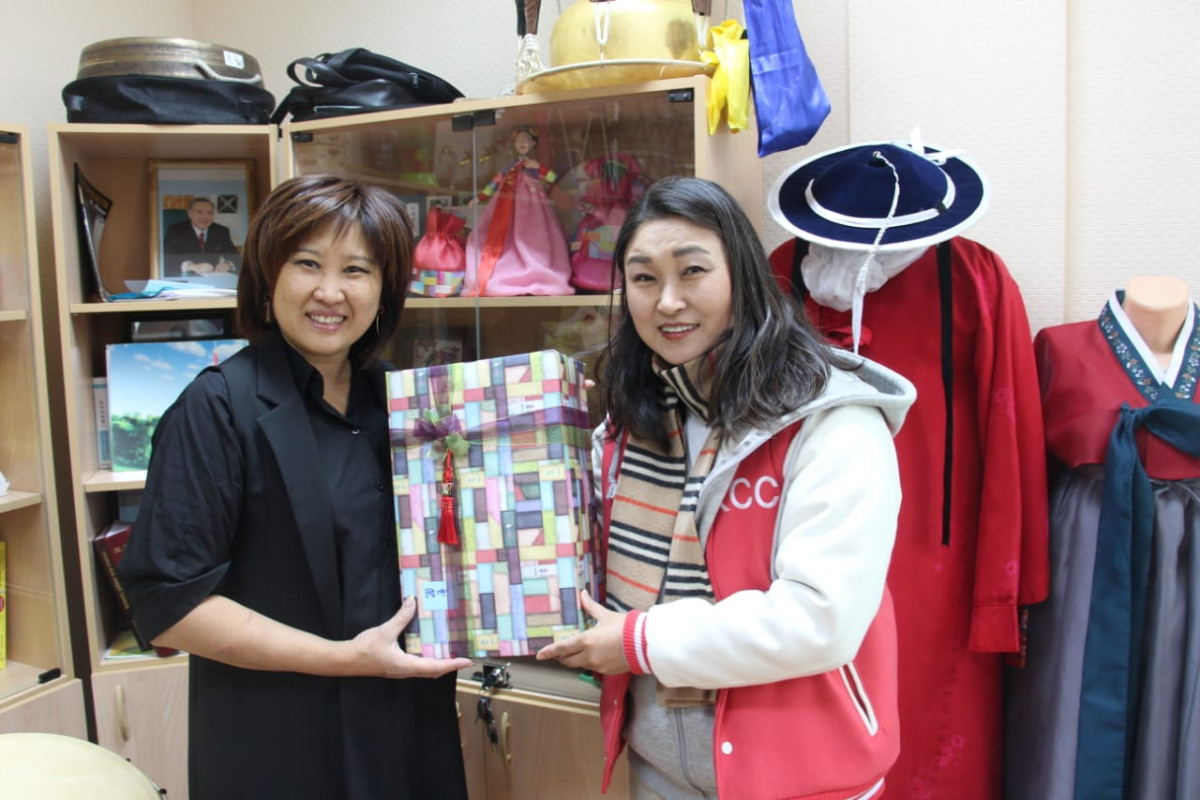  Директор культурного центра Посольства Кореи в Казахстане посетила Дом дружбы Кокшетау