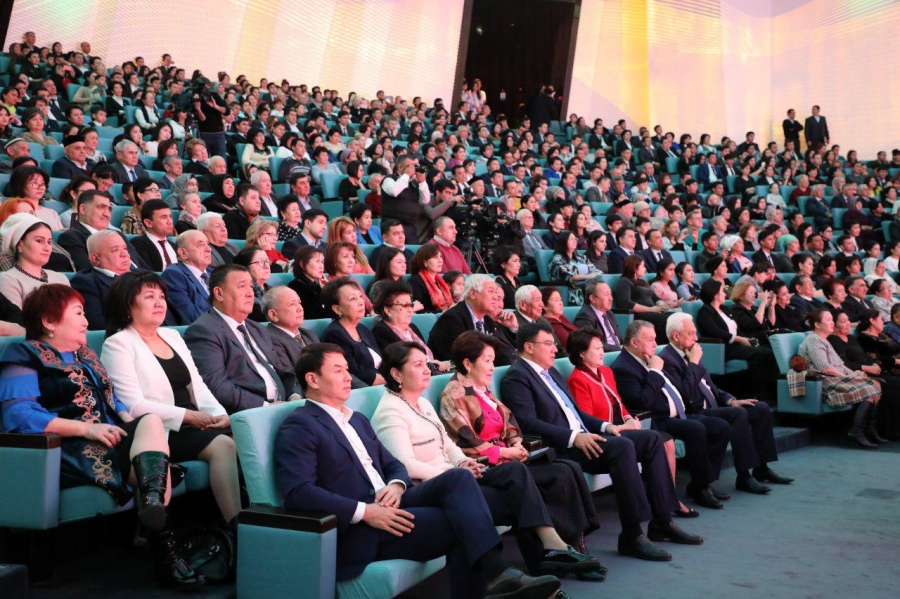 В Ташкенте Гала-концертом завершился Год Казахстана в Узбекистане