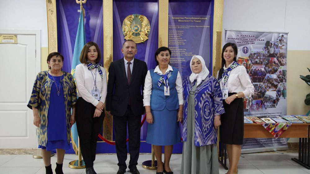 Ambassador of Uzbekistan Presented Books to Sunday School