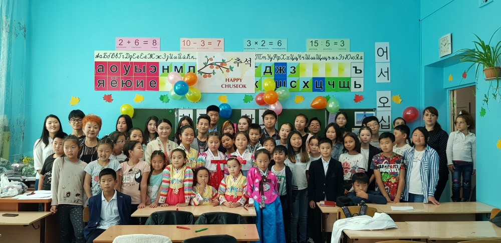В столице польская, украинская и корейская воскресные языковые школы начали новый учебный год